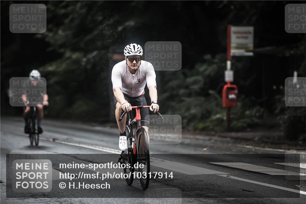13.09.2026 - Stadtparktriathlon H.Heesch http://msf.ph/oto/10317914 13.09.2026 13:01:56 Radfahren 1189, 1232, 1248, 1287, 1299, 1329, 1355, 1376, 1393 meine-sportfotos.de