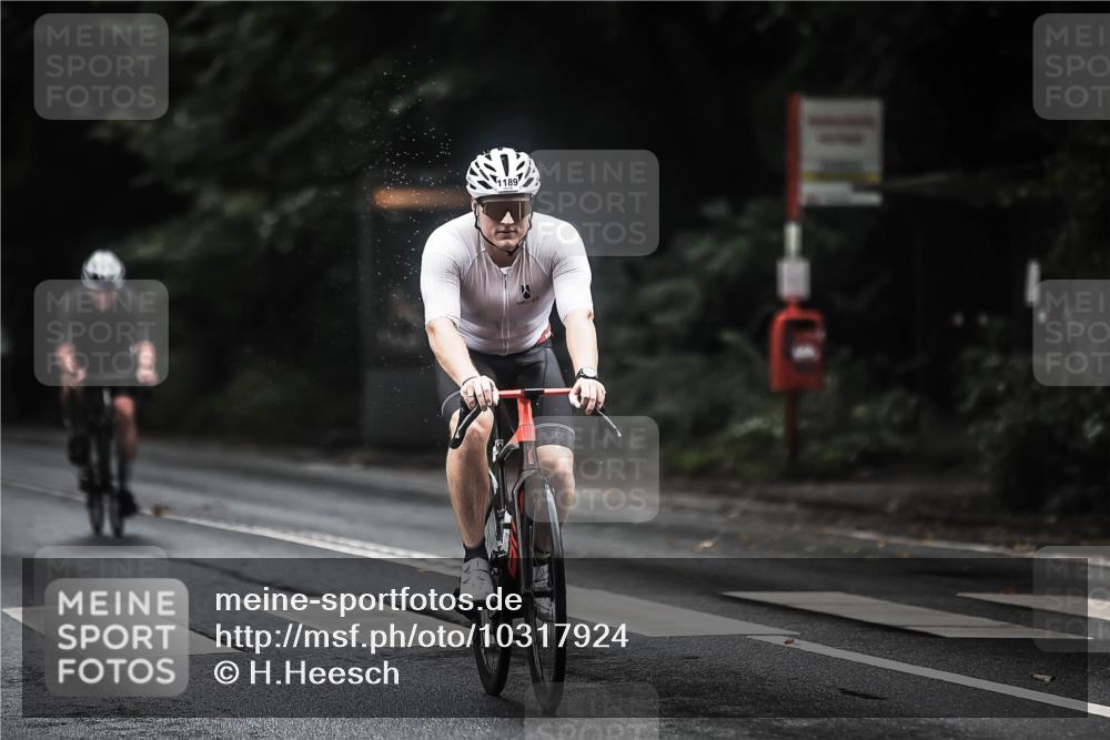 13.09.2026 - Stadtparktriathlon H.Heesch http://msf.ph/oto/10317924 13.09.2026 13:01:56 Radfahren 1189, 1232, 1248, 1287, 1299, 1329, 1355, 1376, 1393 meine-sportfotos.de
