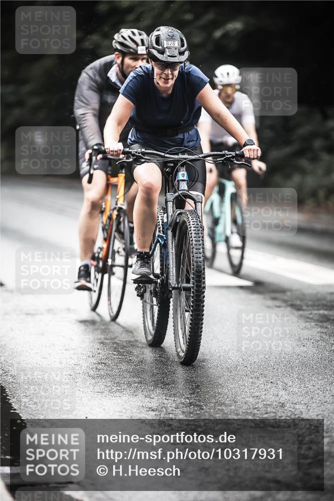 13.09.2026 - Stadtparktriathlon H.Heesch http://msf.ph/oto/10317931 13.09.2026 11:53:47 Radfahren 799, 817, 828, 838, 870, 874, 880, 907, 939 meine-sportfotos.de