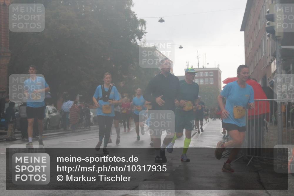 13.09.2026 - Kiel Lauf Markus Tischler http://msf.ph/oto/10317935 13.09.2026 10:48:43 Fleethörn 715 meine-sportfotos.de