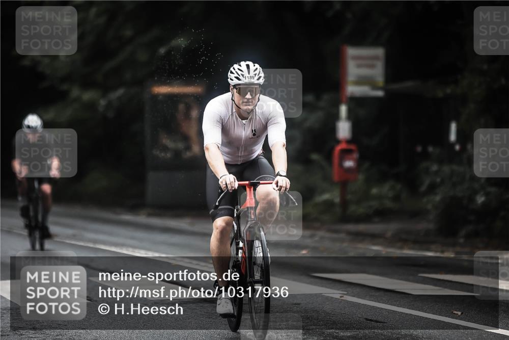 13.09.2026 - Stadtparktriathlon H.Heesch http://msf.ph/oto/10317936 13.09.2026 13:01:56 Radfahren 1189, 1232, 1248, 1287, 1299, 1329, 1355, 1376, 1393 meine-sportfotos.de