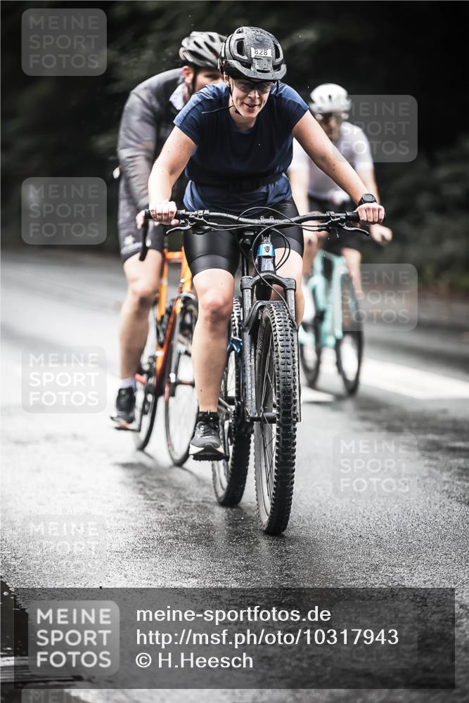 13.09.2026 - Stadtparktriathlon H.Heesch http://msf.ph/oto/10317943 13.09.2026 11:53:47 Radfahren 799, 817, 828, 838, 870, 874, 880, 907, 939 meine-sportfotos.de
