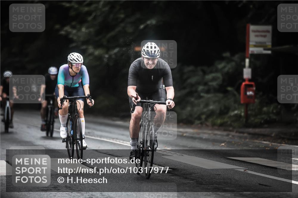 13.09.2026 - Stadtparktriathlon H.Heesch http://msf.ph/oto/10317977 13.09.2026 13:01:57 Radfahren 1189, 1232, 1248, 1255, 1287, 1299, 1329, 1355, 1376, 1393 meine-sportfotos.de