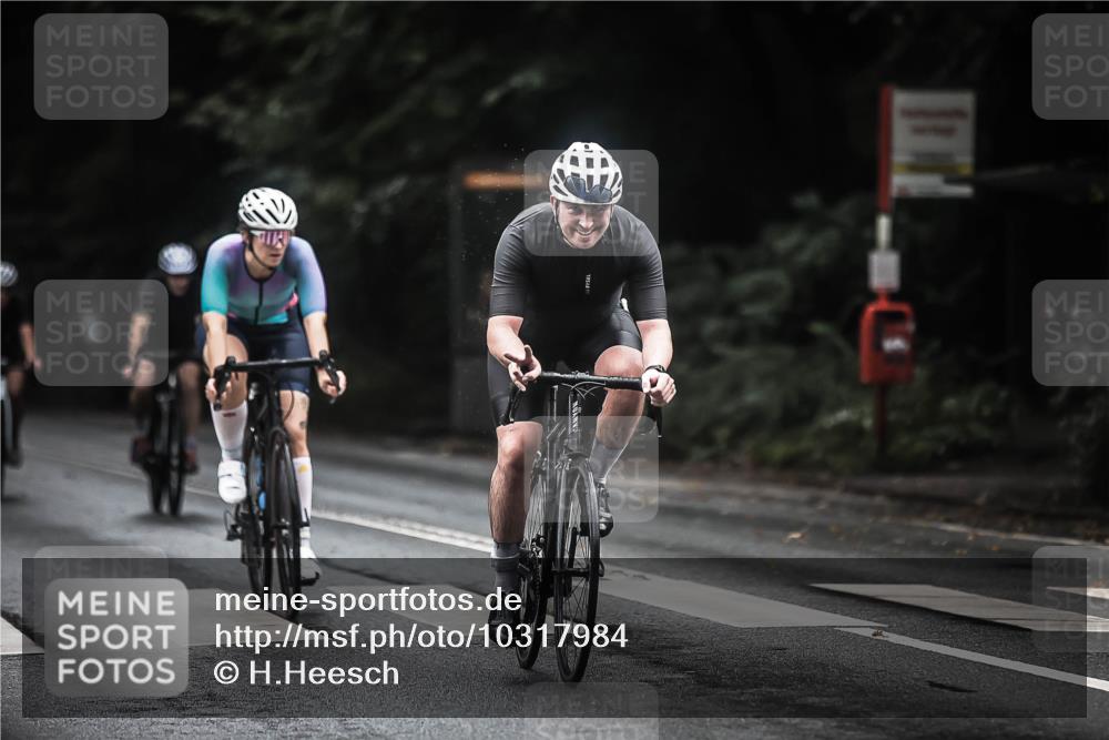 13.09.2026 - Stadtparktriathlon H.Heesch http://msf.ph/oto/10317984 13.09.2026 13:01:58 Radfahren 1189, 1232, 1248, 1255, 1287, 1299, 1329, 1355, 1376, 1393 meine-sportfotos.de