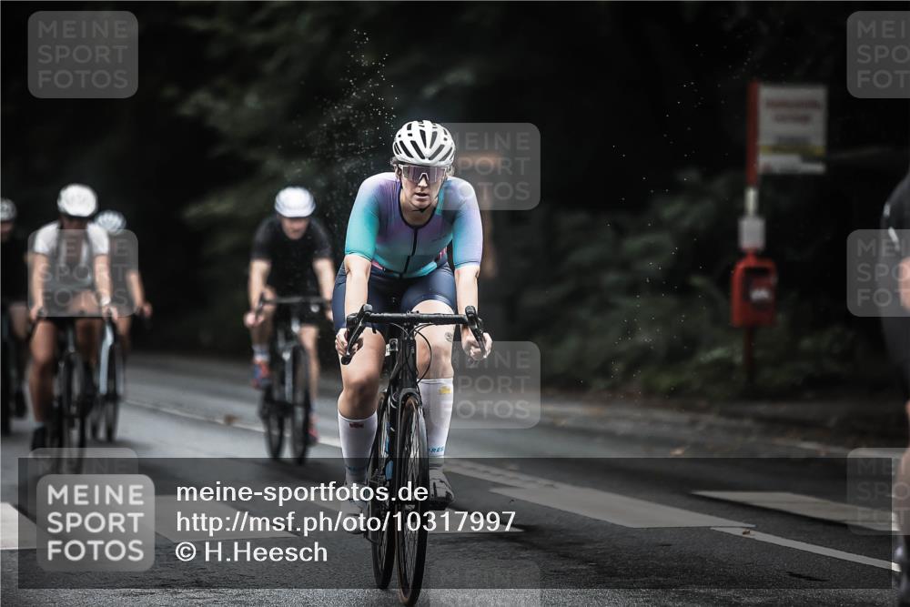 13.09.2026 - Stadtparktriathlon H.Heesch http://msf.ph/oto/10317997 13.09.2026 13:01:58 Radfahren 1189, 1232, 1248, 1255, 1287, 1299, 1329, 1355, 1376, 1393 meine-sportfotos.de