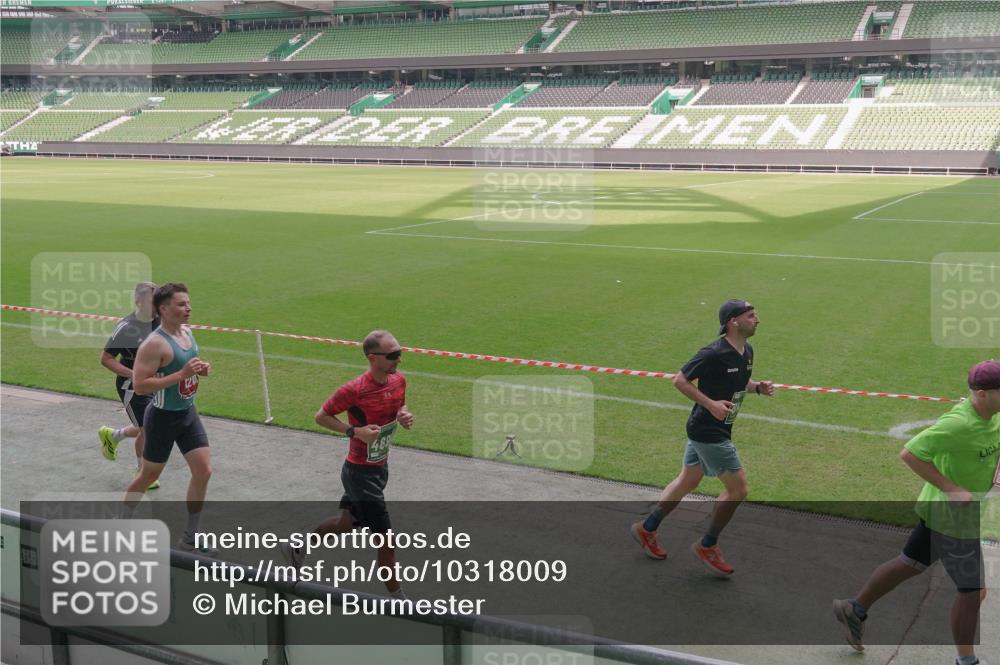13.09.2026 - 21. swb-Marathon Bremen Michael Burmester http://msf.ph/oto/10318009 13.09.2026 12:53:20 Laufen im Stadion 102, 107, 145, 235, 313, 376, 472, 541, 560, 615, 616, 675, 683, 696, 740, 755, 792, 816, 827, 863, 982, 985, 987, 1033, 1056, 1076, 1207, 1232, 1252, 1297, 1419, 1433, 1445, 1468, 1492, 1528, 1542, 1551, 1646, 1664, 1704, 1707, 1814, 1955, 2007, 2008, 2043, 2055, 2203, 2280, 2350, 2362, 2401, 2422, 2454, 2480, 2498, 2499, 2623, 2701, 2767, 2820, 2858, 2882, 2913, 2971, 2997, 3085, 3149, 3236, 3336, 3362, 3413, 3448, 3566, 3830, 3899, 3988, 4283, 4475, 4573, 4605, 5152 meine-sportfotos.de