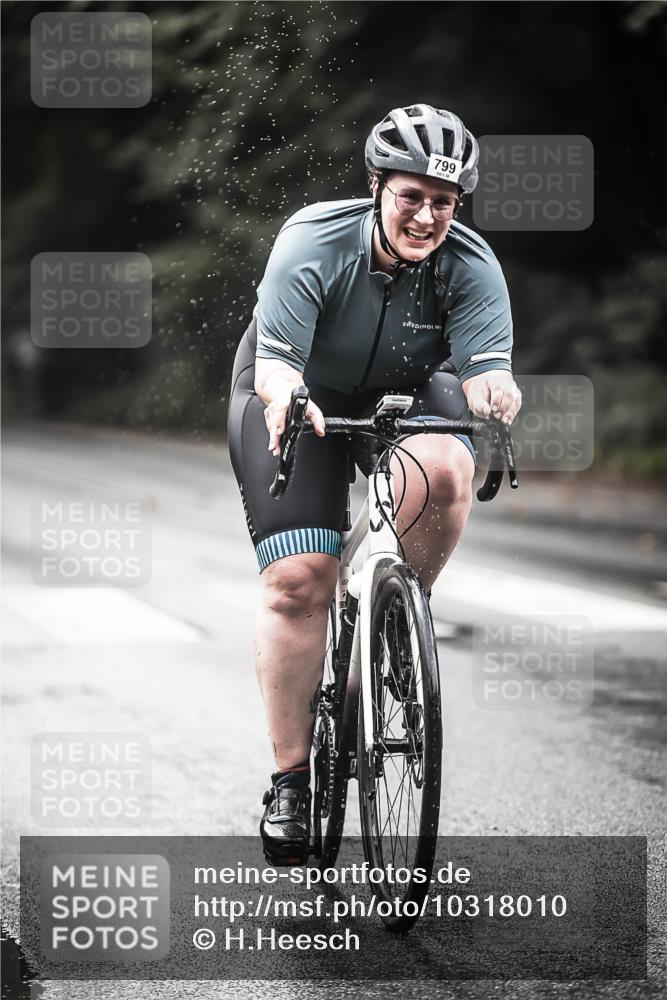 13.09.2026 - Stadtparktriathlon H.Heesch http://msf.ph/oto/10318010 13.09.2026 11:53:51 Radfahren 799, 828, 838, 870, 874, 880, 939 meine-sportfotos.de