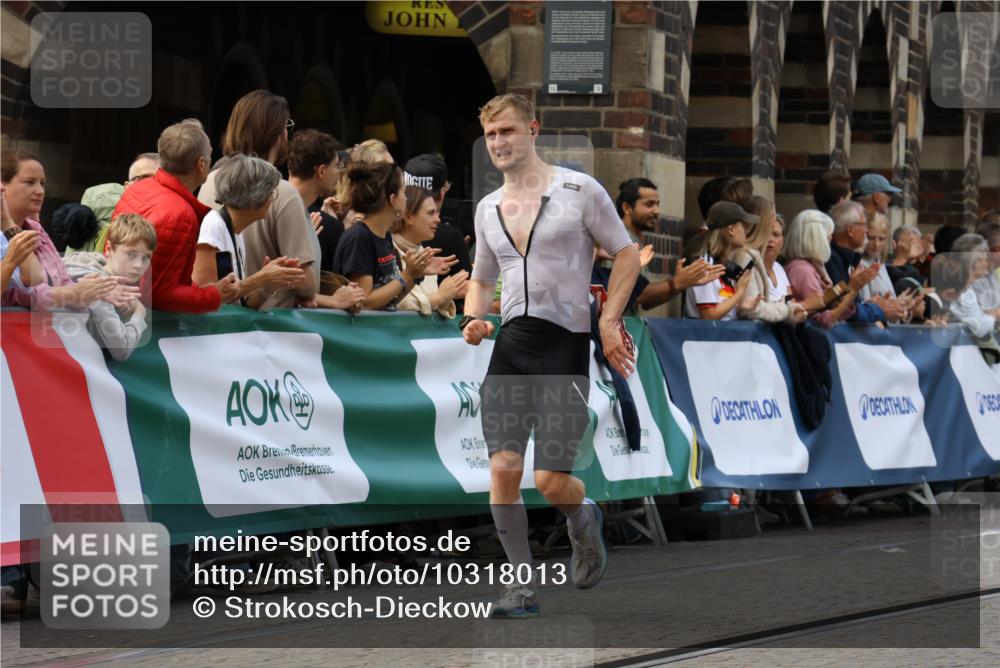 13.09.2026 - 21. swb-Marathon Bremen Strokosch-Dieckow http://msf.ph/oto/10318013 13.09.2026 13:07:04 Ziel 508, 521, 788, 1009, 2832, 3127, 3910, 4574, 4777, 5238, 6784, 6951, 8580, 8888, 1540, 1863, 3118, 4808, 6053, 7636, 7876, 8980, 9927 meine-sportfotos.de