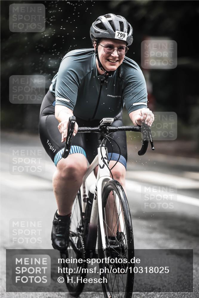 13.09.2026 - Stadtparktriathlon H.Heesch http://msf.ph/oto/10318025 13.09.2026 11:53:51 Radfahren 799, 828, 838, 870, 874, 880, 939 meine-sportfotos.de