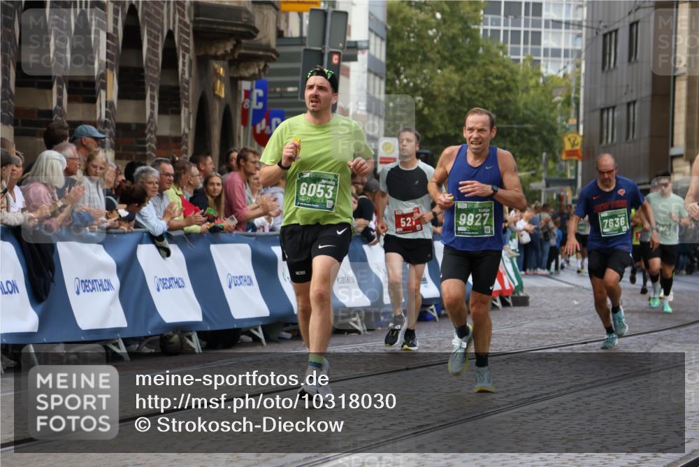 13.09.2026 - 21. swb-Marathon Bremen Strokosch-Dieckow http://msf.ph/oto/10318030 13.09.2026 13:07:06 Ziel 508, 521, 749, 788, 1009, 3127, 3910, 4574, 4777, 5238, 6784, 6951, 8580, 8888, 1540, 1863, 3043, 3118, 4808, 6053, 7636, 7876, 8980, 9927 meine-sportfotos.de