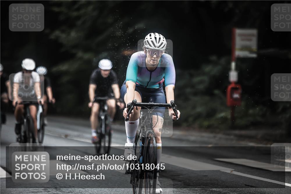 13.09.2026 - Stadtparktriathlon H.Heesch http://msf.ph/oto/10318045 13.09.2026 13:01:59 Radfahren 1189, 1232, 1248, 1255, 1287, 1299, 1329, 1355, 1376, 1393 meine-sportfotos.de
