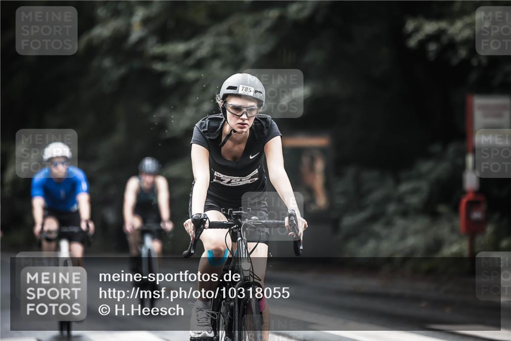 13.09.2026 - Stadtparktriathlon H.Heesch http://msf.ph/oto/10318055 13.09.2026 11:53:59 Radfahren 762, 785, 835, 871, 945 meine-sportfotos.de