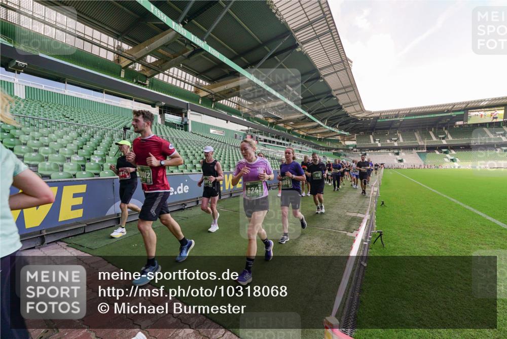 13.09.2026 - 21. swb-Marathon Bremen Michael Burmester http://msf.ph/oto/10318068 13.09.2026 13:15:57 Laufen im Stadion 134, 143, 153, 231, 263, 266, 271, 300, 414, 598, 612, 653, 990, 1008, 1047, 1185, 1312, 1465, 1539, 1825, 1874, 2013, 2218, 2235, 2259, 2351, 2359, 2363, 2385, 2386, 2466, 2468, 2484, 2494, 2562, 2579, 2664, 2667, 2678, 2690, 2691, 2698, 2737, 2760, 2778, 2783, 2799, 2838, 2846, 2859, 2861, 2865, 2874, 2958, 2974, 2978, 2996, 3001, 3075, 3133, 3157, 3165, 3185, 3237, 3265, 3331, 3355, 3366, 3382, 3387, 3486, 3501, 3512, 3670, 3680, 3829, 4034, 4080, 4306, 703 meine-sportfotos.de