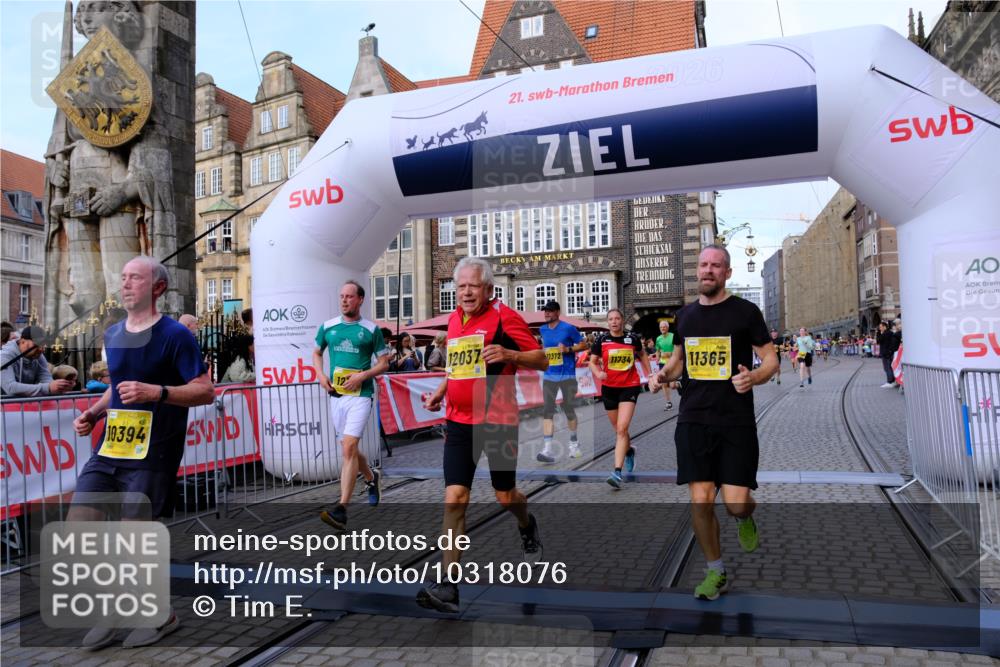 13.09.2026 - 21. swb-Marathon Bremen Tim E. http://msf.ph/oto/10318076 13.09.2026 10:57:44 Ziel 10177, 10226, 10300, 10394, 10517, 10518, 10687, 11106, 11365, 11480, 11498, 11609, 11734, 11965, 11966, 12037, 12111, 12263, 12372, 12400, 12411 meine-sportfotos.de