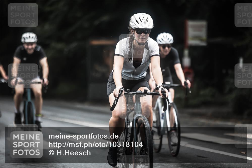 13.09.2026 - Stadtparktriathlon H.Heesch http://msf.ph/oto/10318104 13.09.2026 13:02:00 Radfahren 1189, 1232, 1248, 1255, 1287, 1299, 1329, 1355, 1376, 1393 meine-sportfotos.de