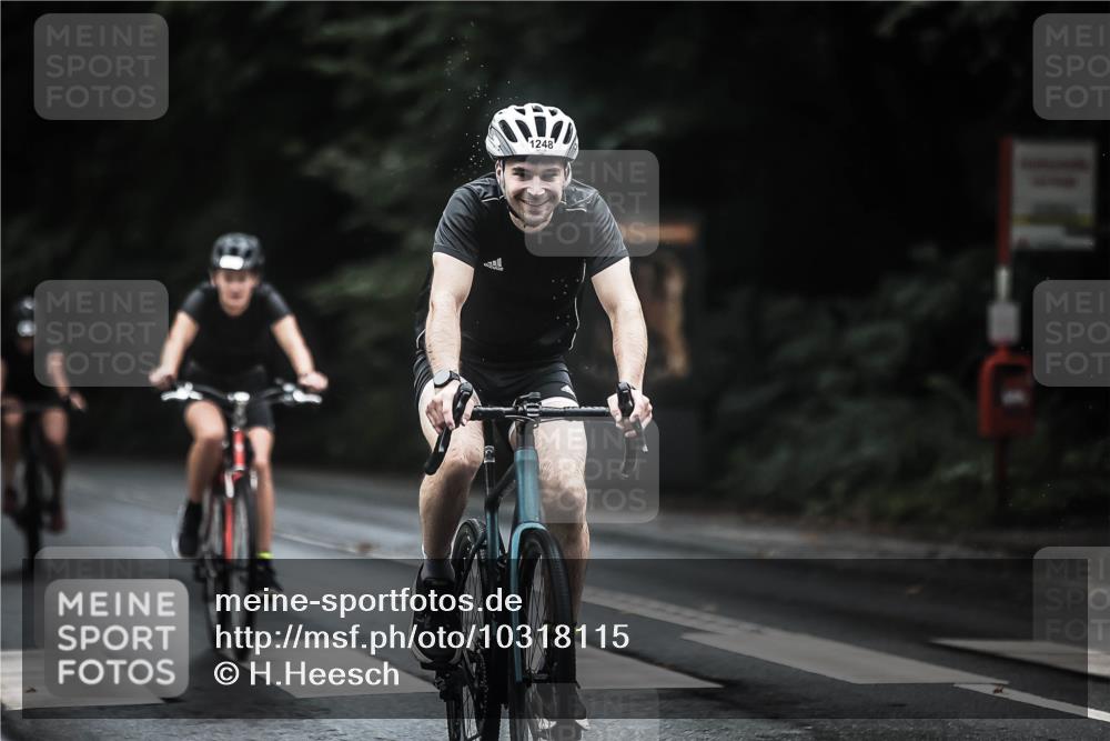 13.09.2026 - Stadtparktriathlon H.Heesch http://msf.ph/oto/10318115 13.09.2026 13:02:01 Radfahren 1189, 1217, 1232, 1248, 1255, 1287, 1299, 1329, 1355, 1393, 1411 meine-sportfotos.de