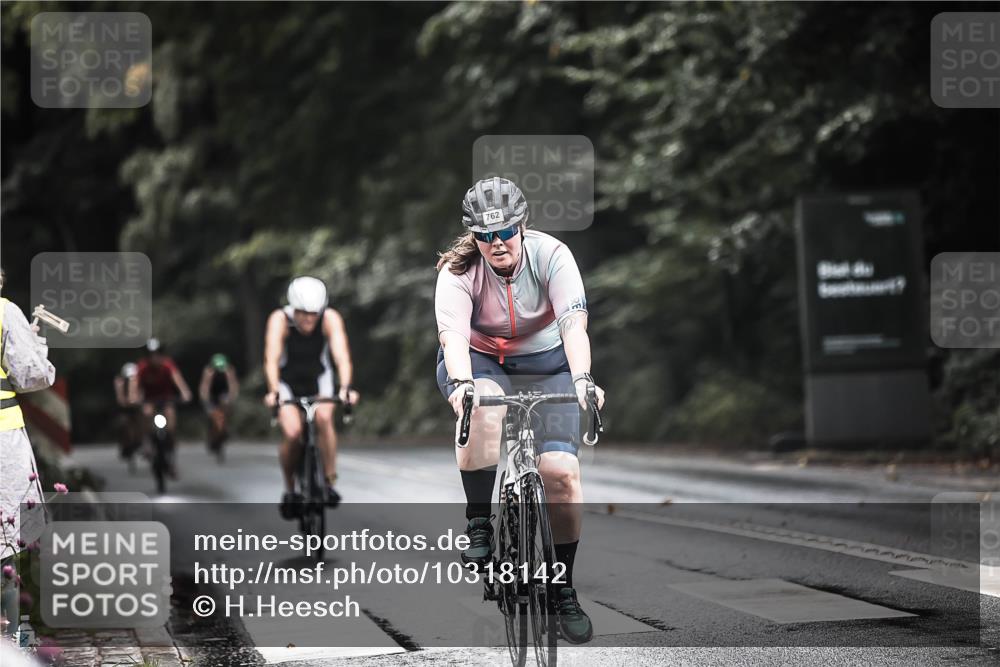 13.09.2026 - Stadtparktriathlon H.Heesch http://msf.ph/oto/10318142 13.09.2026 11:54:02 Radfahren 762, 785, 835, 871, 945 meine-sportfotos.de