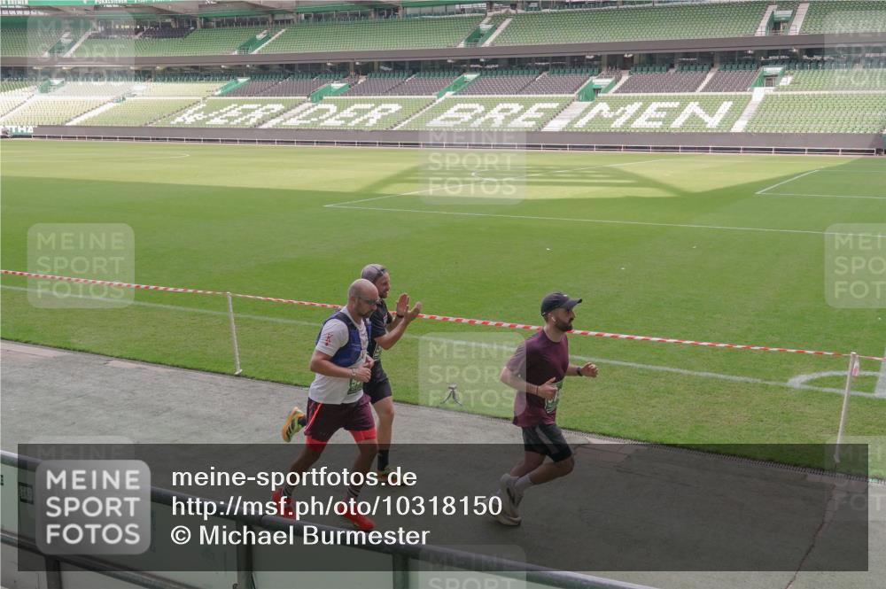 13.09.2026 - 21. swb-Marathon Bremen Michael Burmester http://msf.ph/oto/10318150 13.09.2026 12:53:28 Laufen im Stadion 102, 107, 145, 313, 376, 385, 472, 481, 541, 560, 615, 616, 666, 675, 683, 696, 740, 755, 792, 816, 827, 982, 985, 987, 1033, 1056, 1076, 1207, 1232, 1252, 1297, 1419, 1433, 1445, 1468, 1492, 1528, 1542, 1551, 1631, 1646, 1664, 1704, 1707, 1814, 1955, 2007, 2008, 2043, 2055, 2203, 2280, 2350, 2362, 2401, 2422, 2454, 2480, 2498, 2499, 2623, 2701, 2767, 2820, 2824, 2858, 2882, 2913, 2971, 2997, 3054, 3085, 3149, 3236, 3336, 3362, 3413, 3448, 3830, 3899, 3988, 4283, 4475, 4605 meine-sportfotos.de