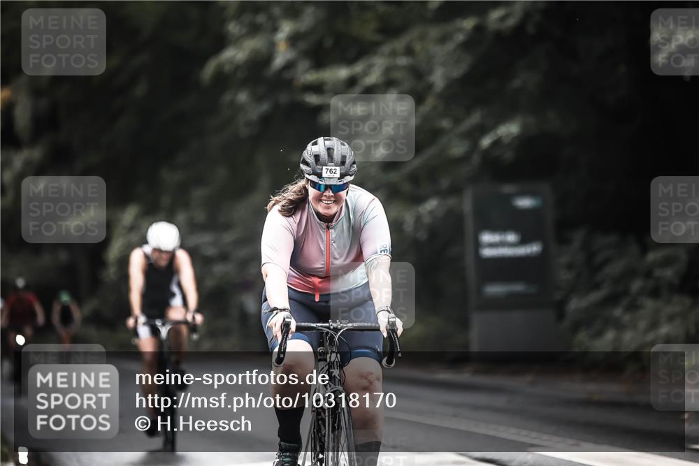 13.09.2026 - Stadtparktriathlon H.Heesch http://msf.ph/oto/10318170 13.09.2026 11:54:03 Radfahren 759, 762, 785, 835, 871, 945 meine-sportfotos.de