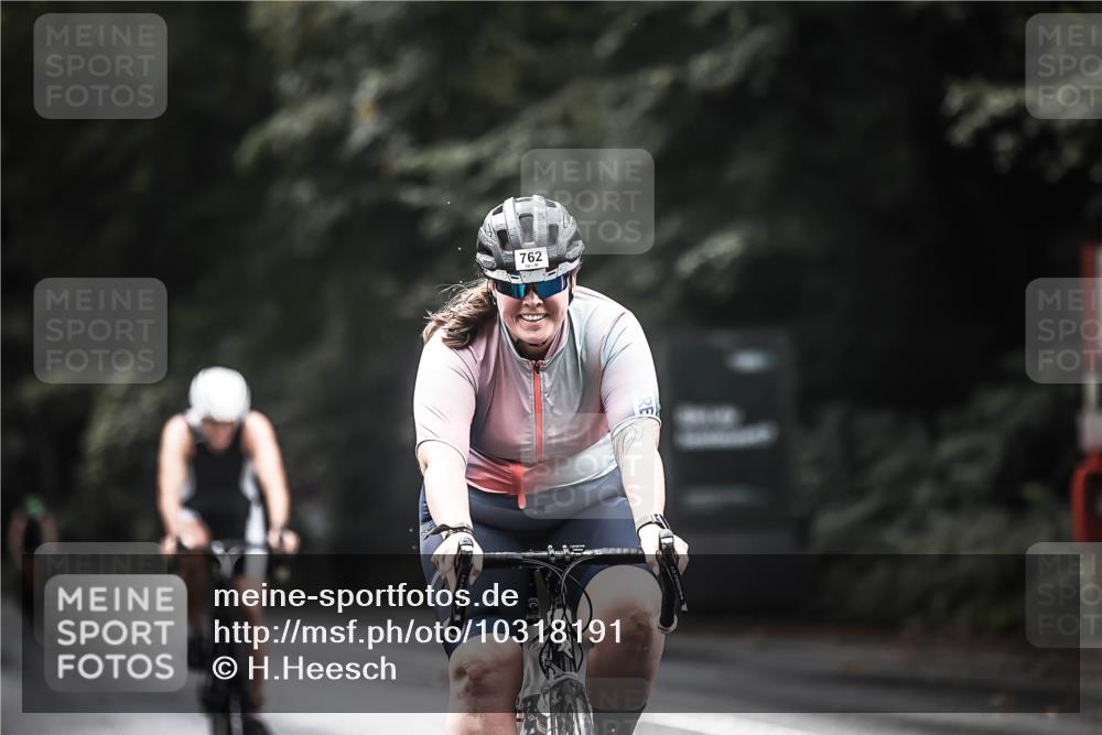 13.09.2026 - Stadtparktriathlon H.Heesch http://msf.ph/oto/10318191 13.09.2026 11:54:03 Radfahren 759, 762, 785, 835, 871, 945 meine-sportfotos.de