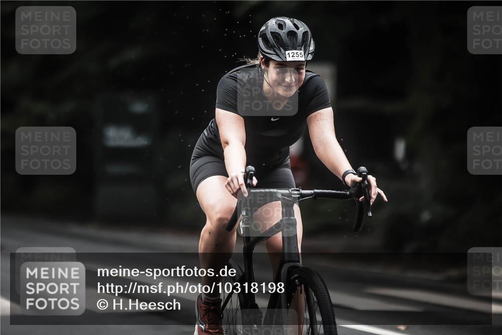 13.09.2026 - Stadtparktriathlon H.Heesch http://msf.ph/oto/10318198 13.09.2026 13:02:04 Radfahren 1217, 1232, 1248, 1255, 1287, 1329, 1355, 1373, 1393, 1411, 1425 meine-sportfotos.de