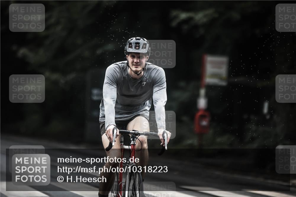 13.09.2026 - Stadtparktriathlon H.Heesch http://msf.ph/oto/10318223 13.09.2026 13:02:08 Radfahren 1217, 1255, 1273, 1287, 1373, 1411, 1425 meine-sportfotos.de
