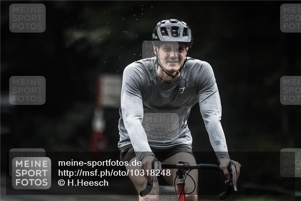 13.09.2026 - Stadtparktriathlon H.Heesch http://msf.ph/oto/10318248 13.09.2026 13:02:09 Radfahren 1204, 1217, 1255, 1273, 1373, 1411, 1425 meine-sportfotos.de