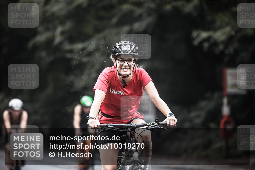 13.09.2026 - Stadtparktriathlon H.Heesch http://msf.ph/oto/10318270 13.09.2026 11:54:09 Radfahren 759, 762, 871, 882, 926 meine-sportfotos.de