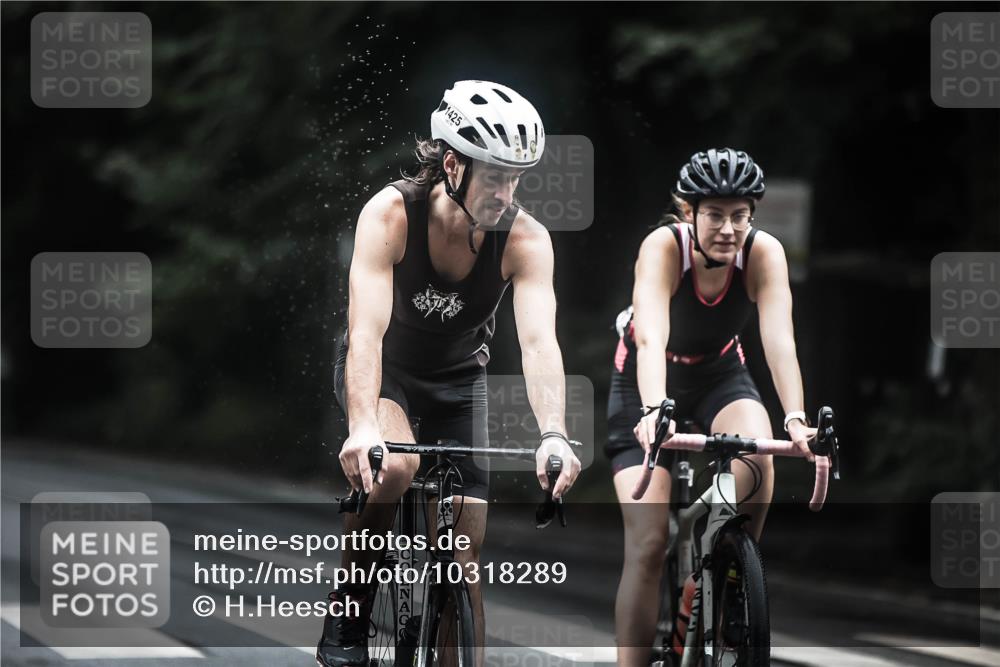 13.09.2026 - Stadtparktriathlon H.Heesch http://msf.ph/oto/10318289 13.09.2026 13:02:11 Radfahren 1204, 1217, 1273, 1373, 1411, 1425 meine-sportfotos.de