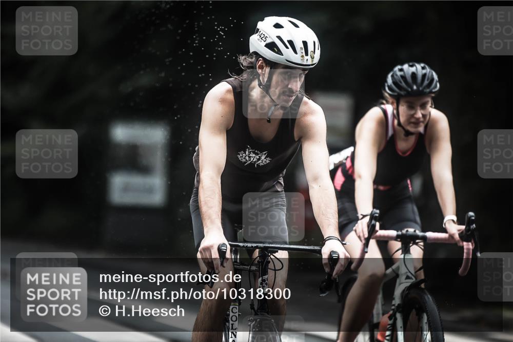 13.09.2026 - Stadtparktriathlon H.Heesch http://msf.ph/oto/10318300 13.09.2026 13:02:11 Radfahren 1204, 1217, 1273, 1373, 1411, 1425 meine-sportfotos.de