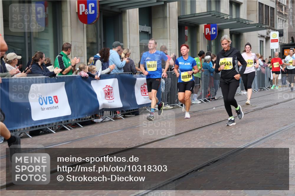 13.09.2026 - 21. swb-Marathon Bremen Strokosch-Dieckow http://msf.ph/oto/10318303 13.09.2026 10:57:56 Ziel 10249, 10494, 10530, 10543, 10604, 10673, 10750, 10798, 10826, 10828, 10903, 10914, 10931, 10932, 11004, 11120, 11131, 11152, 11202, 11295, 11388, 11403, 11420, 11455, 11686, 11750, 11752, 11884, 11906, 11952, 11953, 12017, 12092, 12386, 12387, 12441, 12482, 12518, 10078, 10460, 10559, 10565, 10707, 10728, 11136, 11153, 11245, 11332, 11532, 11568, 11824, 11856, 11863, 12222, 12228, 12231, 12264, 12427, 12551 meine-sportfotos.de