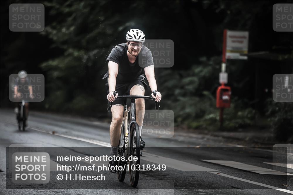 13.09.2026 - Stadtparktriathlon H.Heesch http://msf.ph/oto/10318349 13.09.2026 13:02:15 Radfahren 1204, 1262, 1273, 1356, 1373, 1395, 1396, 1425 meine-sportfotos.de