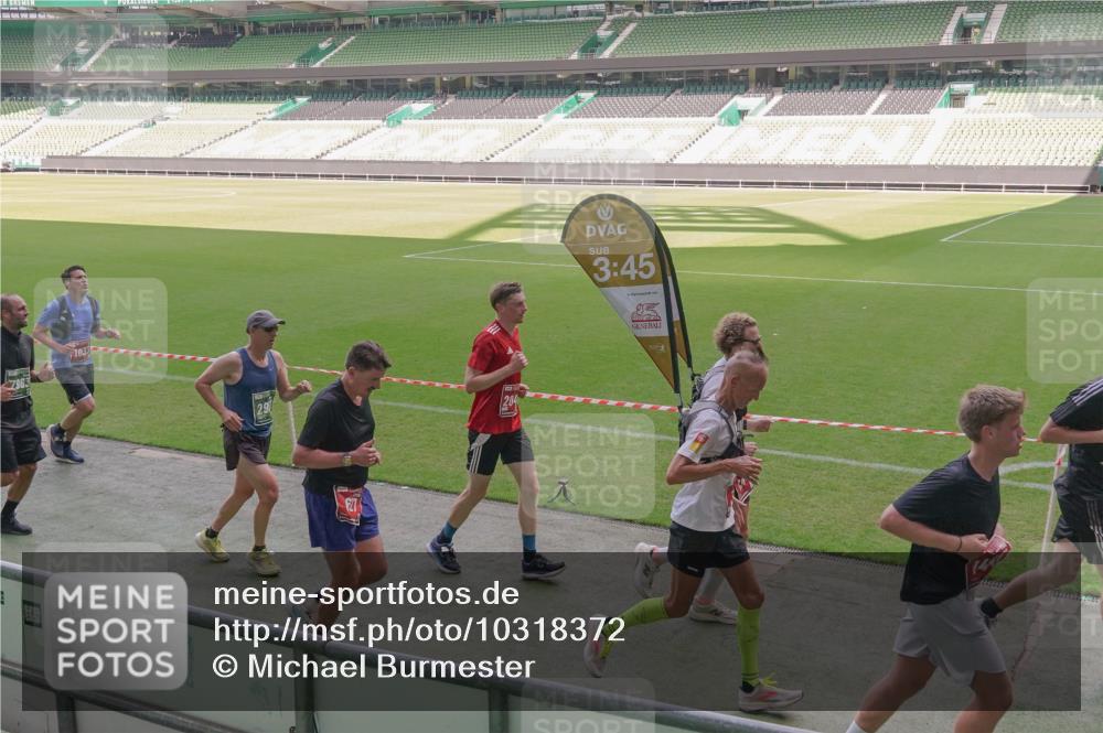 13.09.2026 - 21. swb-Marathon Bremen Michael Burmester http://msf.ph/oto/10318372 13.09.2026 12:53:38 Laufen im Stadion 102, 107, 145, 189, 313, 376, 385, 461, 472, 481, 541, 560, 615, 616, 666, 675, 683, 696, 740, 755, 792, 816, 827, 982, 985, 987, 1033, 1056, 1076, 1207, 1252, 1297, 1419, 1433, 1445, 1468, 1528, 1542, 1551, 1631, 1646, 1658, 1664, 1704, 1707, 1814, 2007, 2043, 2055, 2203, 2280, 2350, 2362, 2401, 2422, 2454, 2480, 2498, 2499, 2623, 2701, 2767, 2820, 2824, 2858, 2882, 2913, 2962, 2971, 2997, 3054, 3085, 3149, 3236, 3336, 3357, 3362, 3413, 3448, 3988, 4283, 4605 meine-sportfotos.de