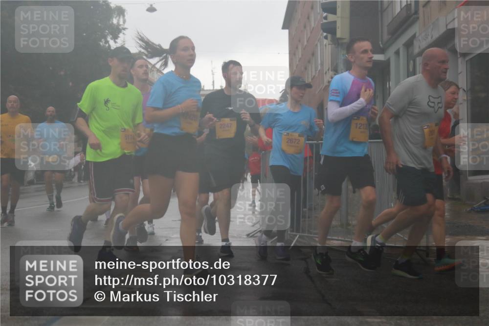 13.09.2026 - Kiel Lauf Markus Tischler http://msf.ph/oto/10318377 13.09.2026 10:49:21 Fleethörn 5174, 2247, 2672, 1213 meine-sportfotos.de