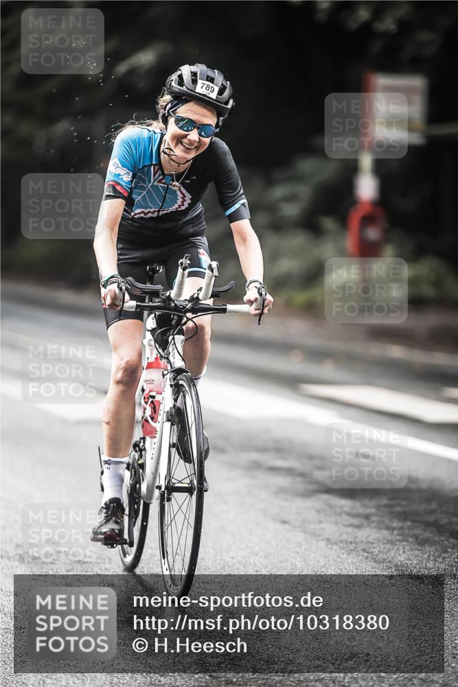 13.09.2026 - Stadtparktriathlon H.Heesch http://msf.ph/oto/10318380 13.09.2026 11:54:22 Radfahren 789, 824, 885, 933 meine-sportfotos.de