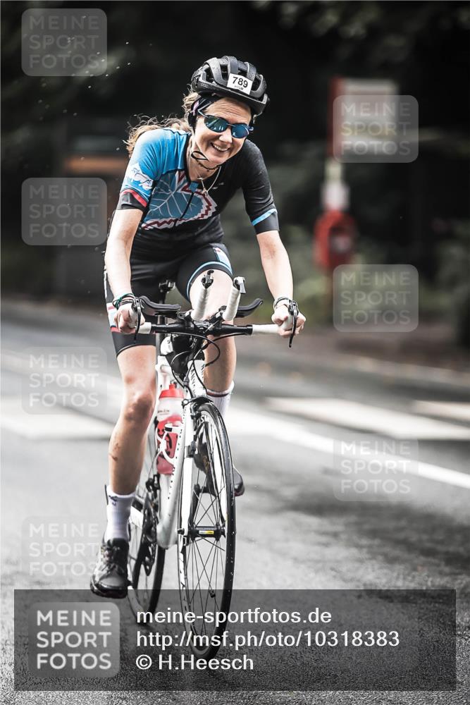13.09.2026 - Stadtparktriathlon H.Heesch http://msf.ph/oto/10318383 13.09.2026 11:54:22 Radfahren 789, 824, 885, 933 meine-sportfotos.de
