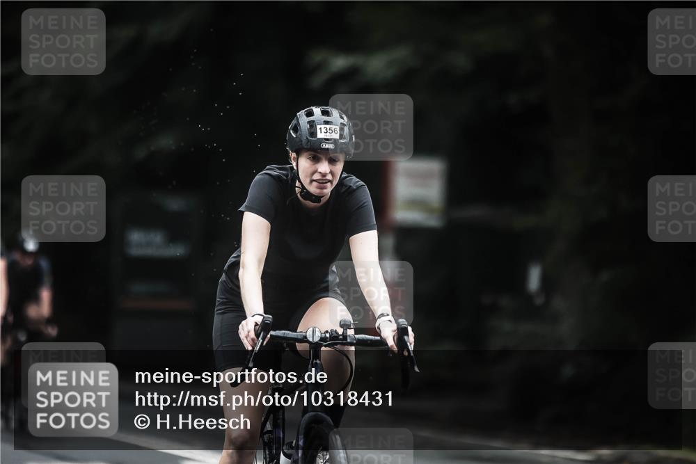 13.09.2026 - Stadtparktriathlon H.Heesch http://msf.ph/oto/10318431 13.09.2026 13:02:22 Radfahren 1195, 1262, 1347, 1356, 1363, 1364, 1380, 1395, 1396 meine-sportfotos.de