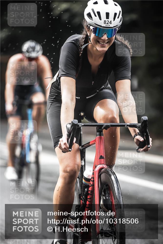 13.09.2026 - Stadtparktriathlon H.Heesch http://msf.ph/oto/10318506 13.09.2026 11:54:26 Radfahren 749, 789, 824, 885, 933 meine-sportfotos.de