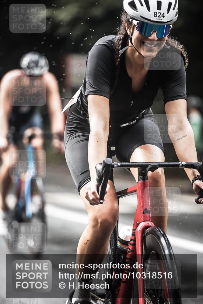 13.09.2026 - Stadtparktriathlon H.Heesch http://msf.ph/oto/10318516 13.09.2026 11:54:26 Radfahren 749, 789, 824, 885, 933 meine-sportfotos.de