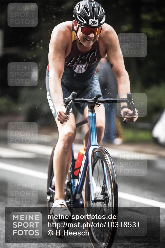 13.09.2026 - Stadtparktriathlon H.Heesch http://msf.ph/oto/10318531 13.09.2026 11:54:26 Radfahren 749, 789, 824, 885, 933 meine-sportfotos.de