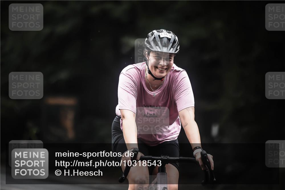 13.09.2026 - Stadtparktriathlon H.Heesch http://msf.ph/oto/10318543 13.09.2026 13:02:29 Radfahren 1195, 1220, 1334, 1347, 1363, 1364, 1380, 1408 meine-sportfotos.de