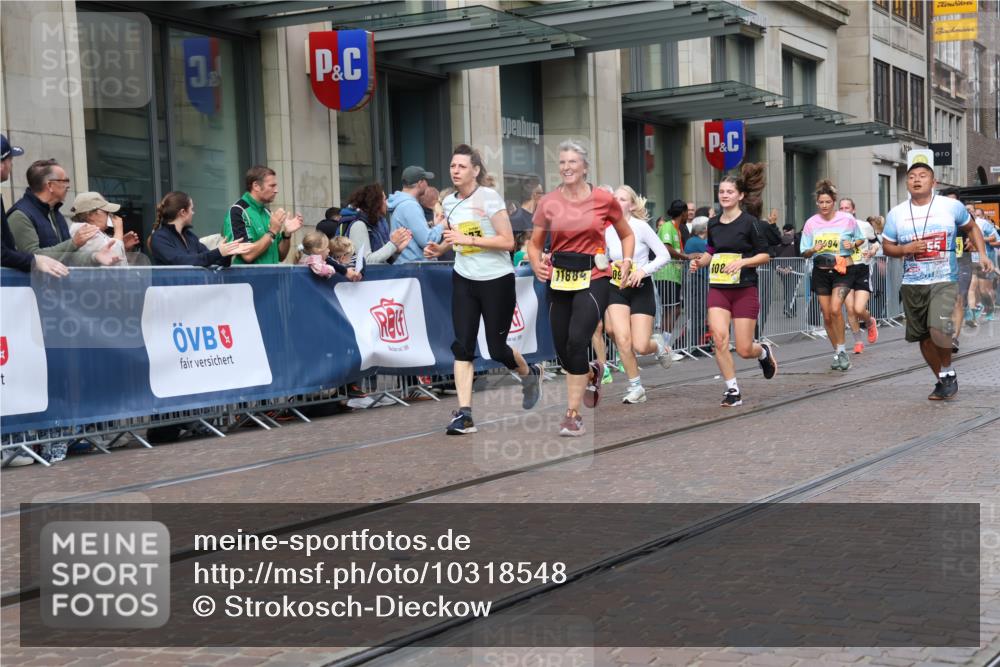 13.09.2026 - 21. swb-Marathon Bremen Strokosch-Dieckow http://msf.ph/oto/10318548 13.09.2026 10:58:02 Ziel 10249, 10494, 10530, 10673, 10750, 10798, 10828, 10879, 10914, 10931, 10932, 11004, 11120, 11131, 11152, 11202, 11295, 11384, 11388, 11403, 11420, 11455, 11686, 11750, 11752, 11884, 11906, 11952, 11953, 12017, 12092, 12180, 12386, 12387, 12441, 12482, 12518, 10078, 10460, 10543, 10559, 10565, 10604, 10707, 10728, 10826, 10903, 10931, 10932, 11136, 11153, 11332, 11532, 11568, 11824, 11856, 11863, 12228, 12231, 12264, 12427, 12551 meine-sportfotos.de