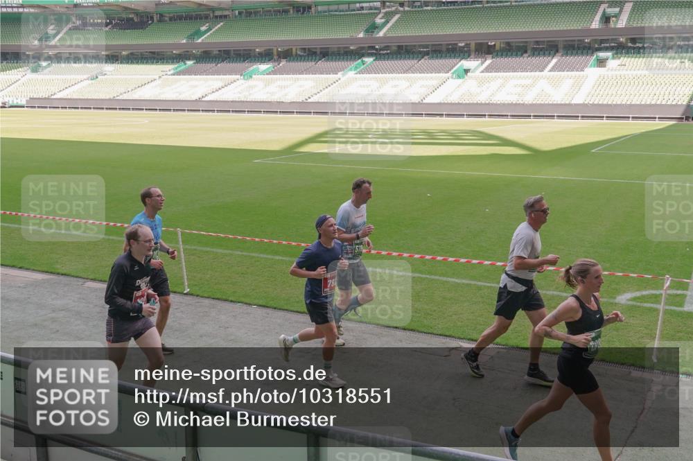 13.09.2026 - 21. swb-Marathon Bremen Michael Burmester http://msf.ph/oto/10318551 13.09.2026 12:53:46 Laufen im Stadion 102, 107, 145, 161, 189, 313, 376, 385, 461, 472, 481, 541, 560, 615, 616, 666, 675, 683, 696, 740, 755, 792, 816, 827, 982, 985, 987, 1033, 1056, 1076, 1207, 1252, 1297, 1419, 1433, 1445, 1468, 1528, 1542, 1551, 1631, 1646, 1658, 1664, 1704, 1707, 1814, 2007, 2043, 2055, 2203, 2280, 2350, 2362, 2401, 2422, 2454, 2480, 2499, 2623, 2701, 2767, 2801, 2820, 2824, 2858, 2882, 2913, 2962, 2971, 2997, 3012, 3054, 3149, 3236, 3336, 3357, 3362, 3413, 3448, 4605 meine-sportfotos.de