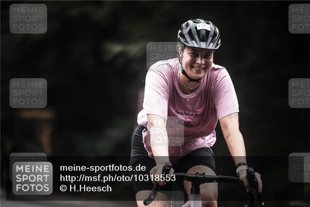 13.09.2026 - Stadtparktriathlon H.Heesch http://msf.ph/oto/10318553 13.09.2026 13:02:29 Radfahren 1195, 1220, 1334, 1347, 1363, 1364, 1380, 1408 meine-sportfotos.de