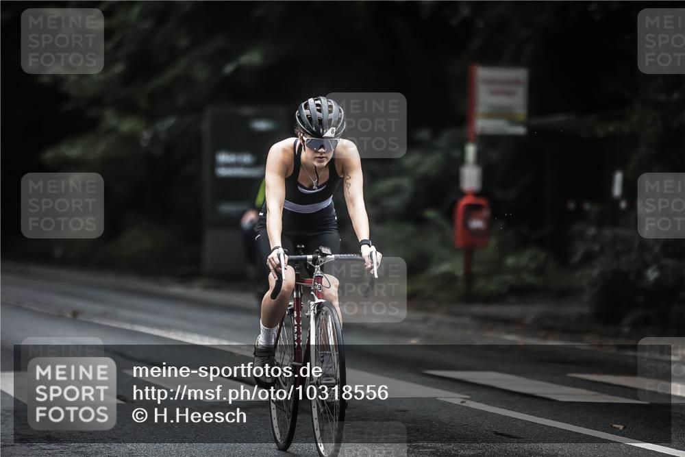 13.09.2026 - Stadtparktriathlon H.Heesch http://msf.ph/oto/10318556 13.09.2026 13:02:32 Radfahren 1220, 1334, 1363, 1378, 1408 meine-sportfotos.de
