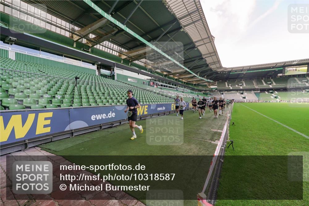 13.09.2026 - 21. swb-Marathon Bremen Michael Burmester http://msf.ph/oto/10318587 13.09.2026 13:16:51 Laufen im Stadion 134, 143, 153, 231, 267, 271, 449, 588, 598, 612, 653, 990, 1057, 1185, 1312, 1424, 1425, 1465, 1539, 1790, 1813, 1825, 1874, 1987, 2013, 2067, 2096, 2218, 2259, 2351, 2363, 2381, 2385, 2386, 2389, 2419, 2468, 2532, 2550, 2562, 2579, 2586, 2601, 2655, 2664, 2667, 2678, 2698, 2778, 2797, 2799, 2821, 2846, 2874, 2974, 2984, 2996, 3001, 3075, 3104, 3133, 3157, 3165, 3180, 3185, 3195, 3213, 3237, 3265, 3314, 3331, 3337, 3366, 3382, 3387, 3421, 3431, 3479, 3486, 3501, 3506, 3512 meine-sportfotos.de