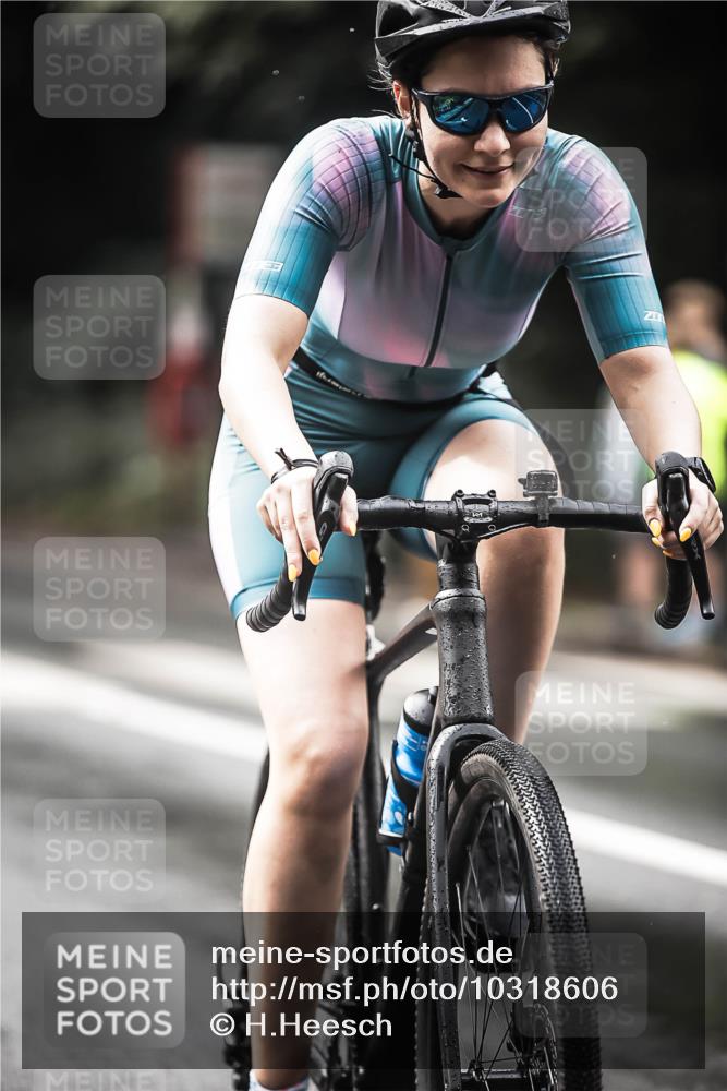 13.09.2026 - Stadtparktriathlon H.Heesch http://msf.ph/oto/10318606 13.09.2026 11:54:32 Radfahren 749, 840, 863, 946 meine-sportfotos.de