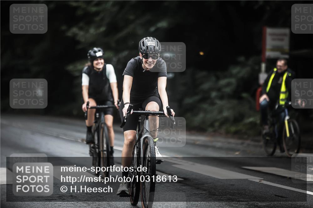 13.09.2026 - Stadtparktriathlon H.Heesch http://msf.ph/oto/10318613 13.09.2026 13:02:35 Radfahren 1193, 1220, 1334, 1378, 1408 meine-sportfotos.de