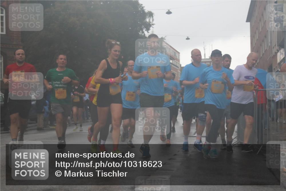 13.09.2026 - Kiel Lauf Markus Tischler http://msf.ph/oto/10318623 13.09.2026 10:49:42 Fleethörn 9265, 6287, 30, 8108 meine-sportfotos.de