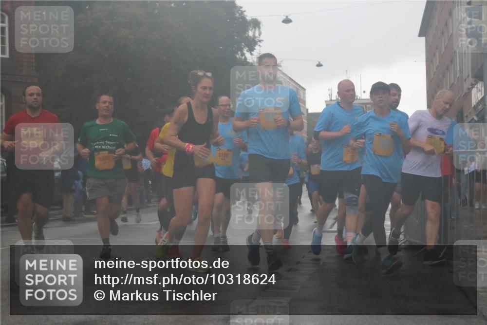 13.09.2026 - Kiel Lauf Markus Tischler http://msf.ph/oto/10318624 13.09.2026 10:49:42 Fleethörn 9265, 6287, 8108 meine-sportfotos.de